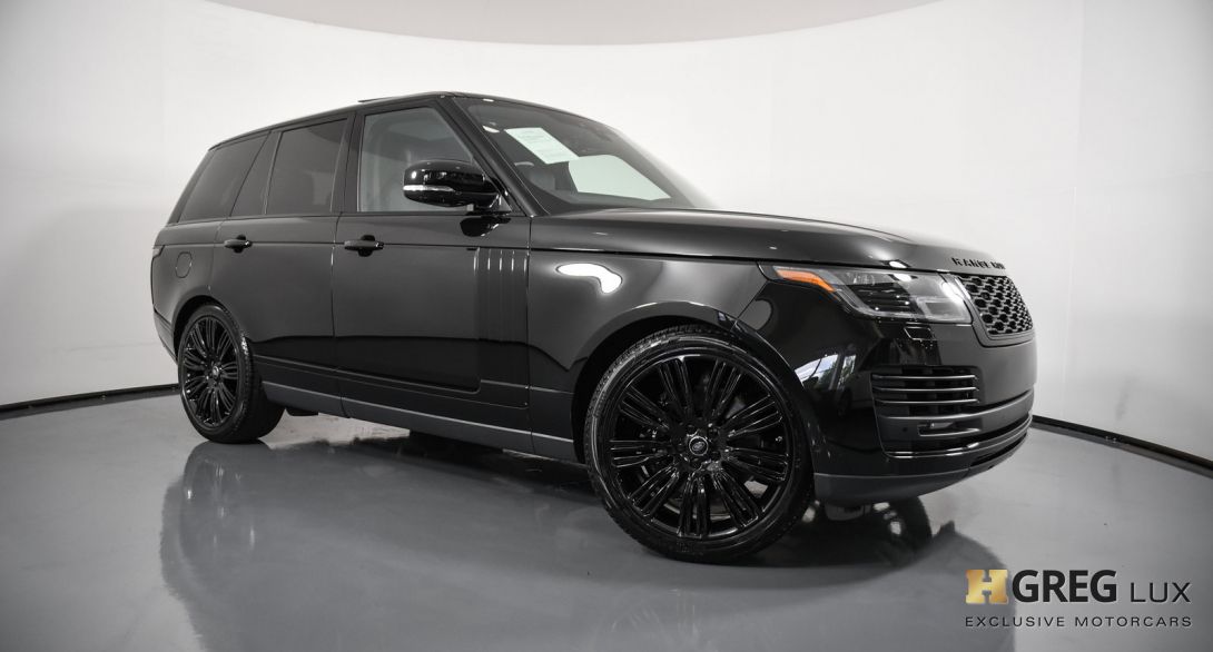 Range Rover 2020 All Black  . The Range Rover Svautobiography Dynamic Black Edition.