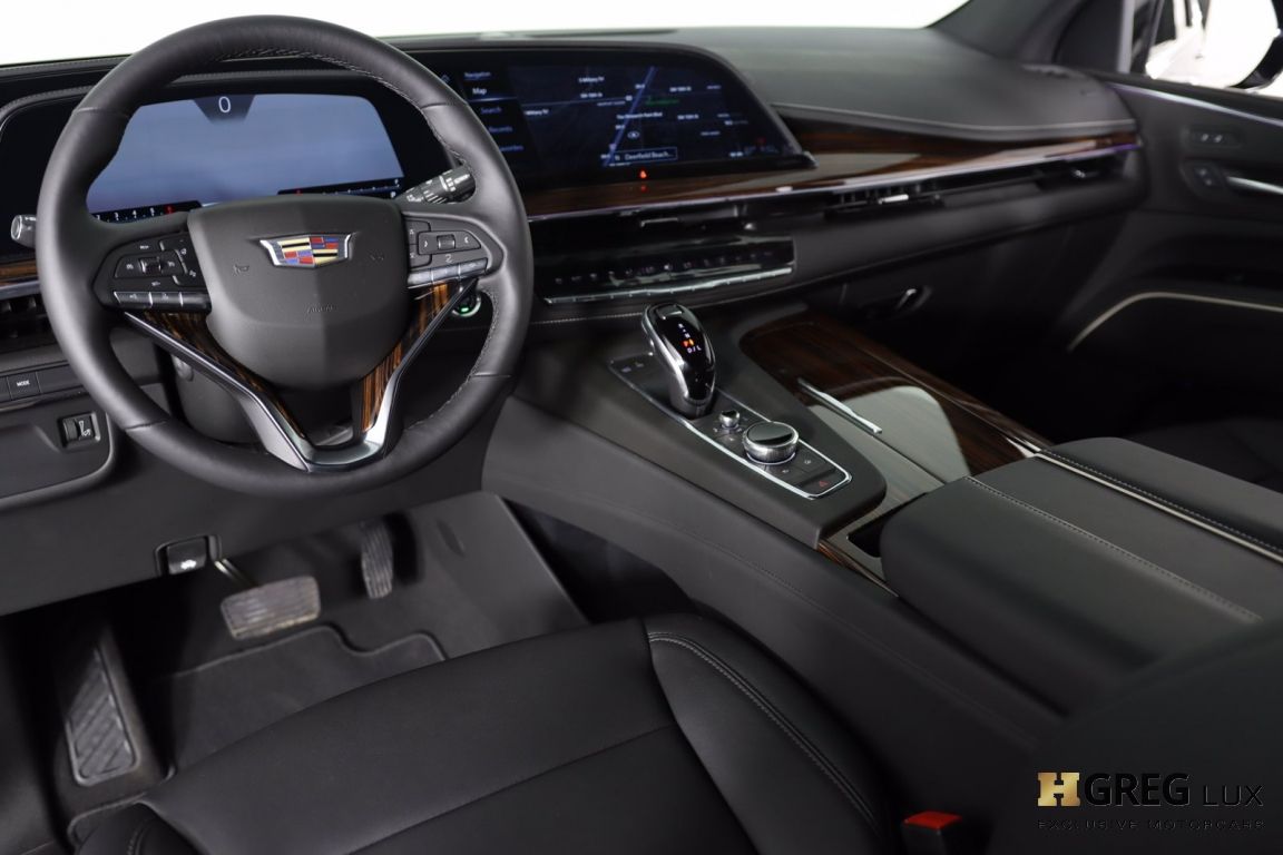 2021 Cadillac Escalade Luxury #1