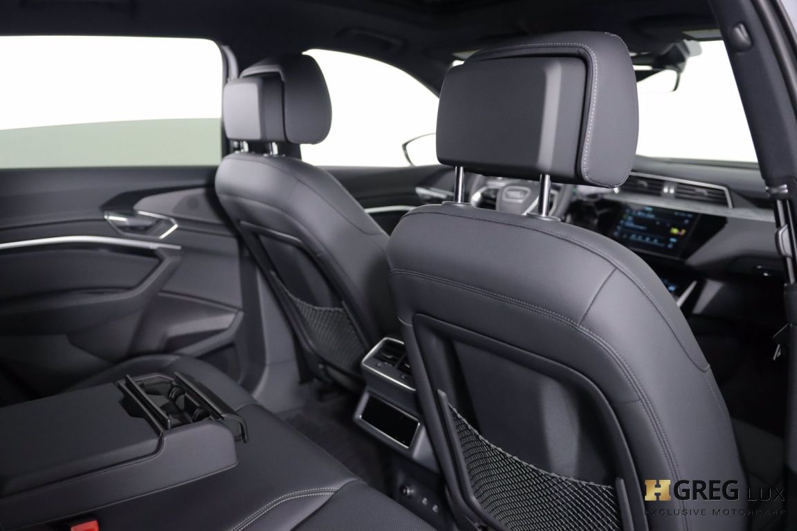 2022 Audi e tron Premium Plus #50