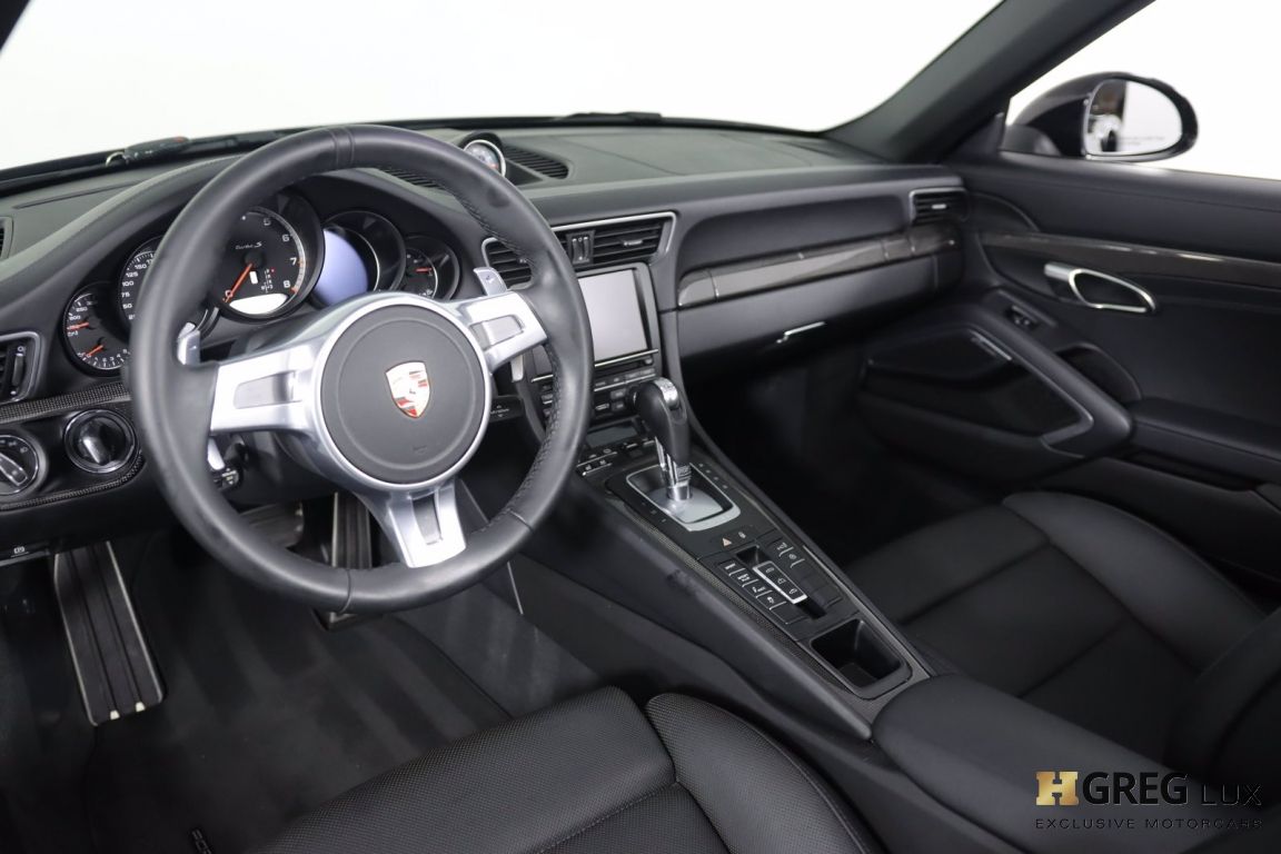 2015 Porsche 911 Turbo S #1