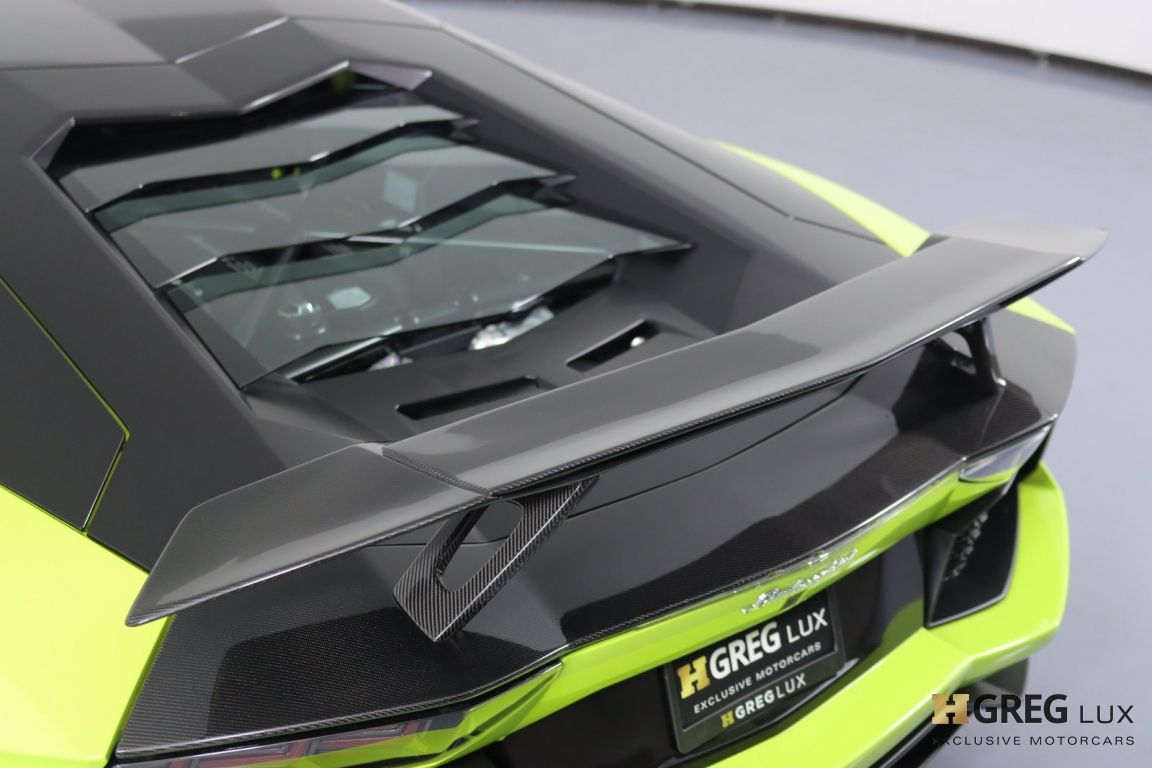 2016 Lamborghini Aventador  #18