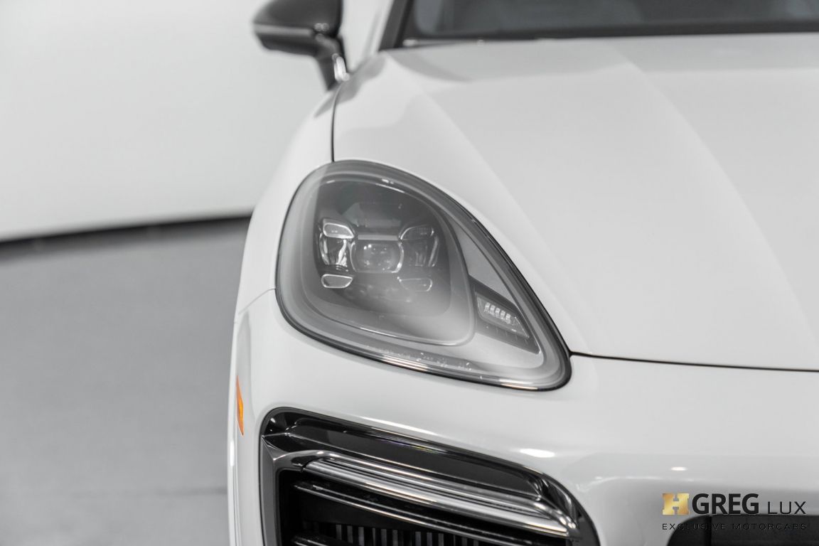 2022 Porsche Cayenne GTS #22