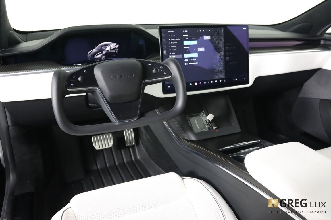 2022 Tesla Model S Plaid #1