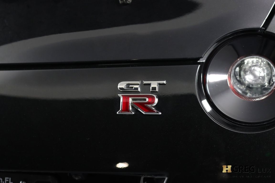 2020 Nissan GT R Premium #19
