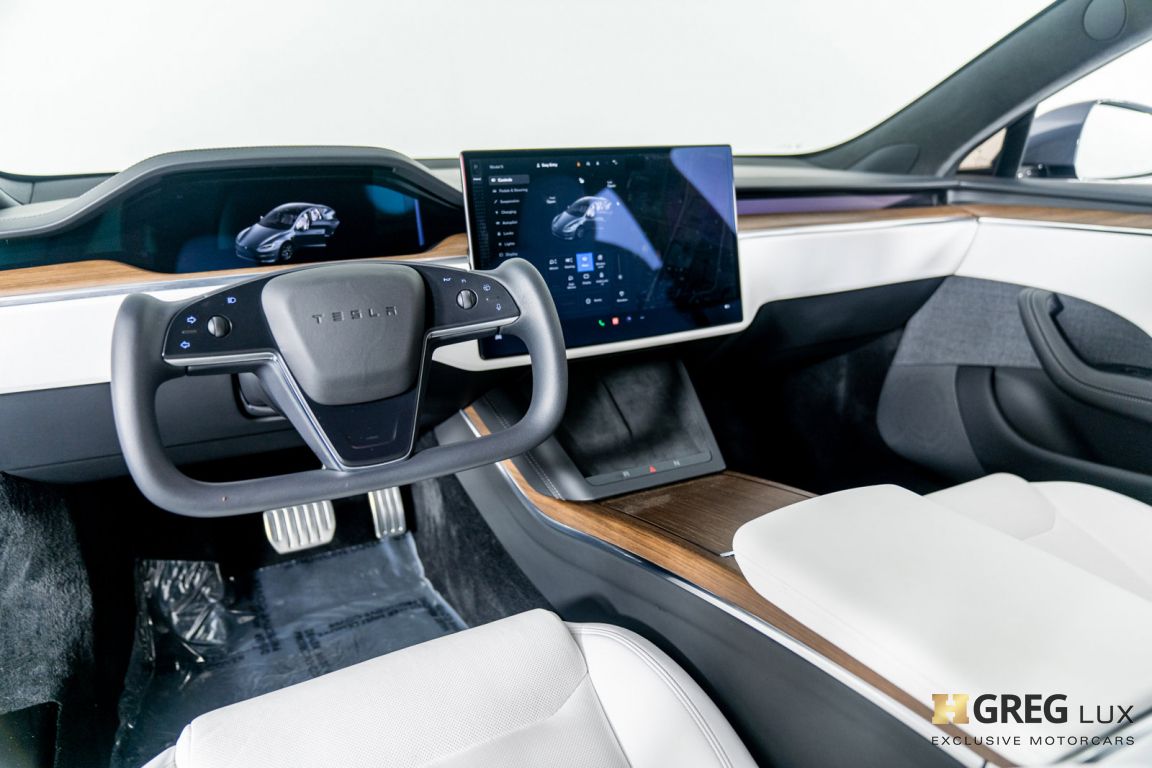 2022 Tesla Model S  #1