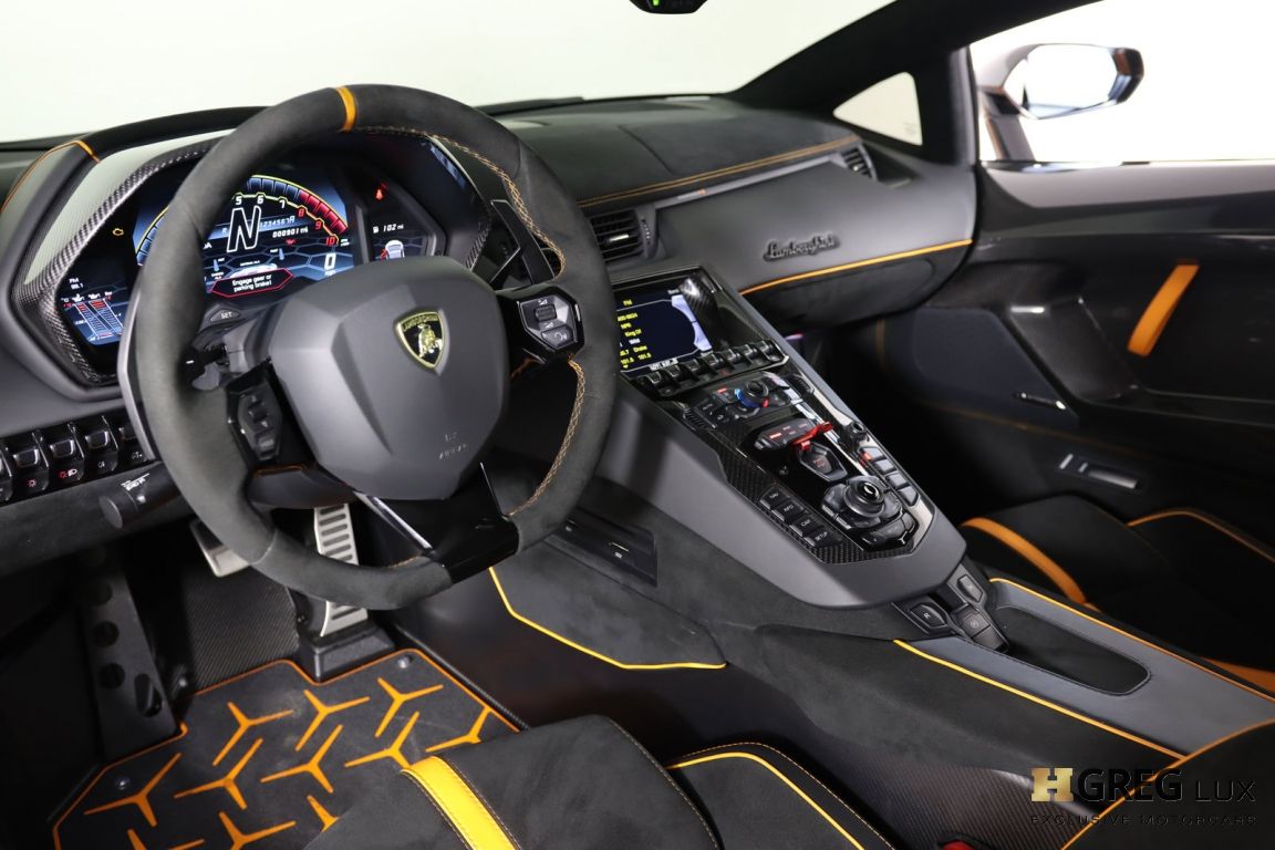 2021 Lamborghini Aventador SVJ #1
