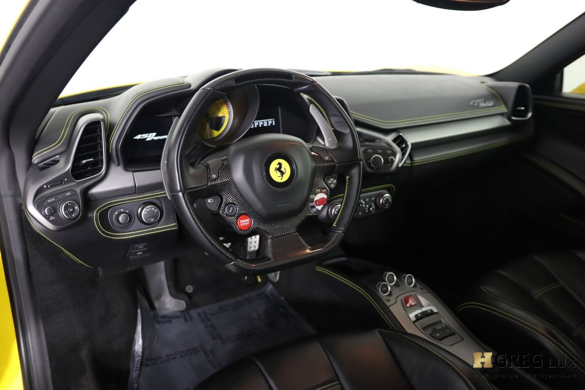 2015 Ferrari 458 Italia Spider #1