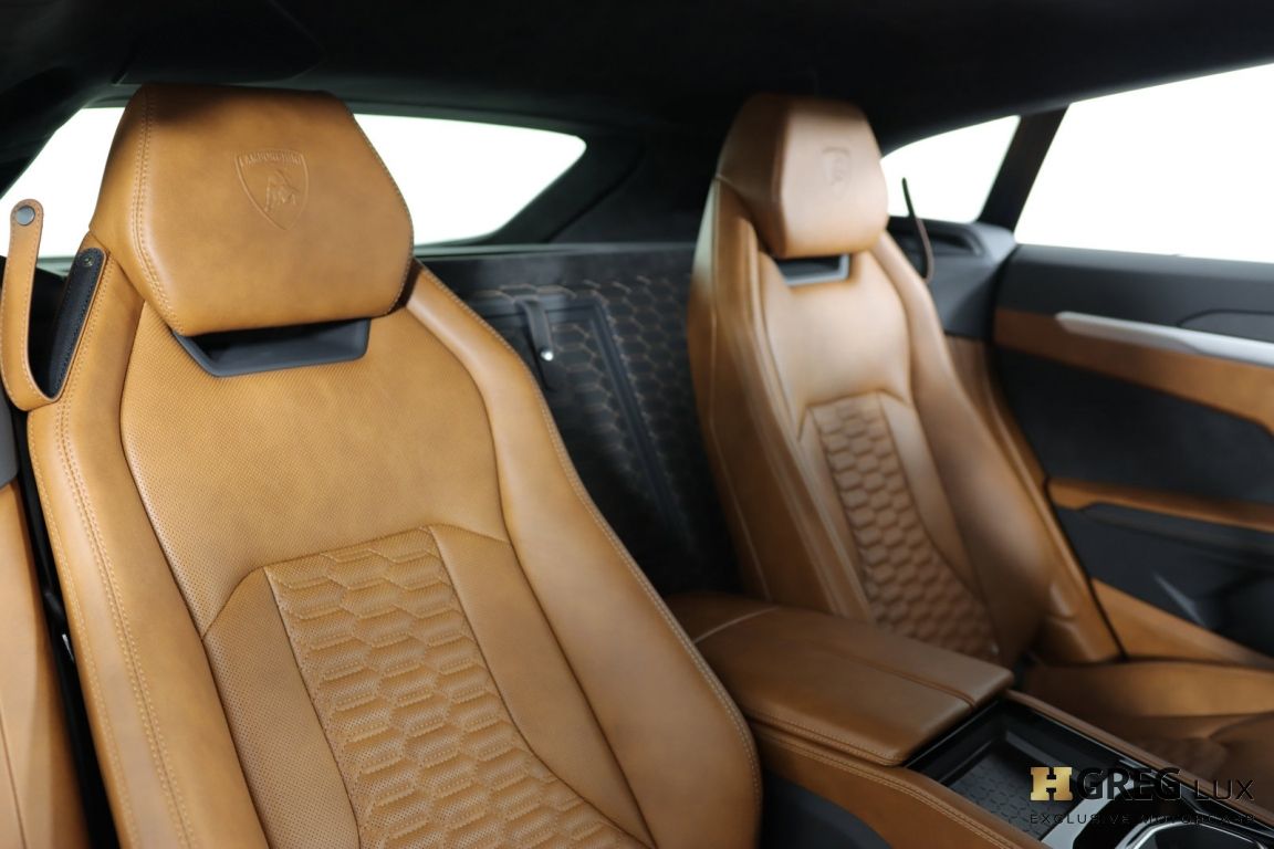 2019 Lamborghini Urus  #36