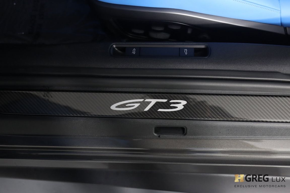 2022 Porsche 911 GT3 Touring #34