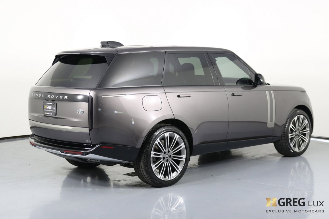 2022 Land Rover Range Rover SE #13