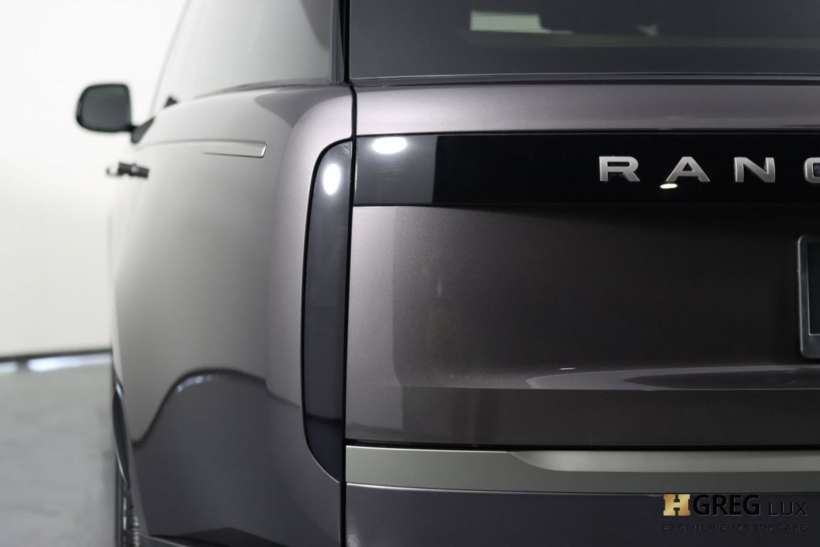 2022 Land Rover Range Rover SE #15