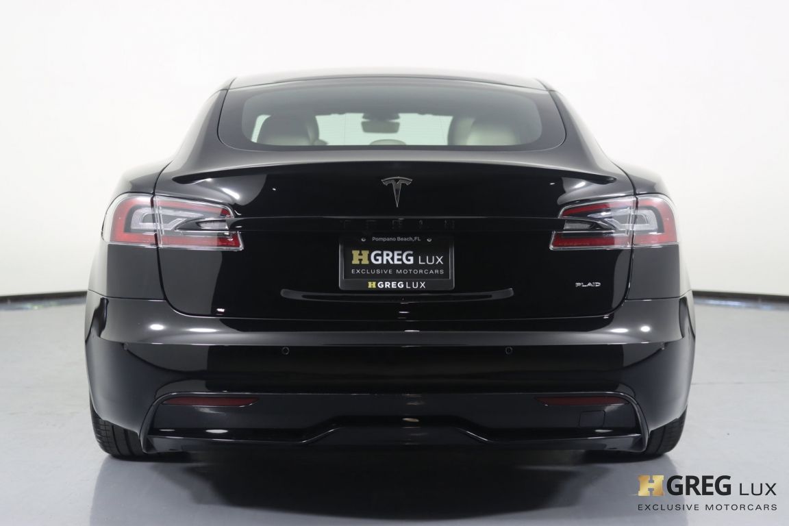 2022 Tesla Model S Plaid #14