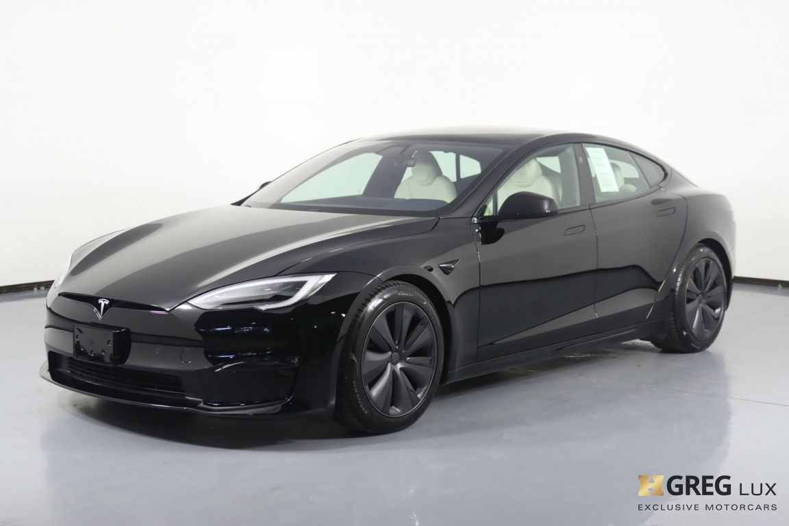 2022 Tesla Model S Plaid #22