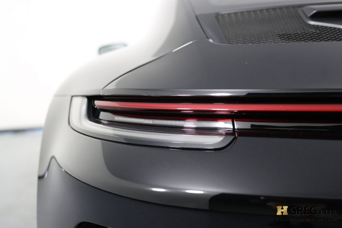 2022 Porsche 911 GT3 Touring #19