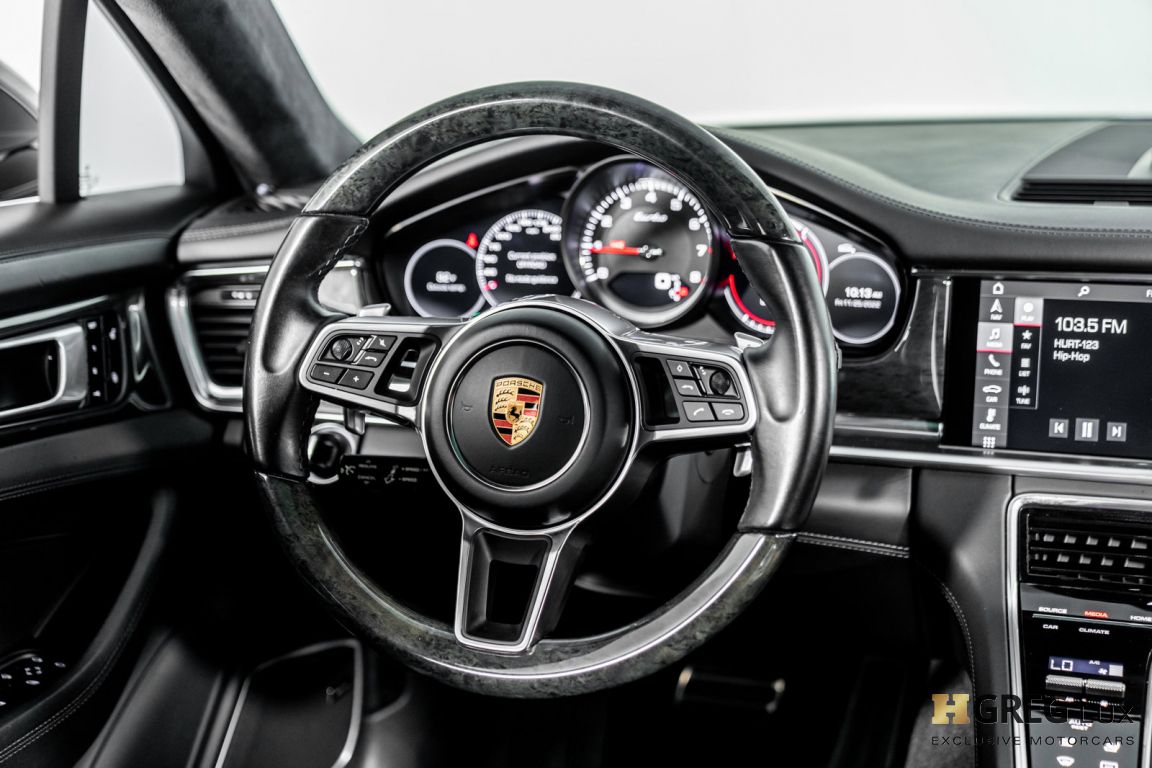 2018 Porsche Panamera Turbo #33