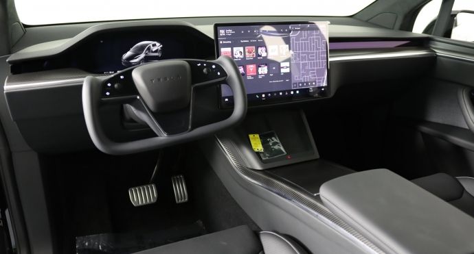 2022 Tesla Model X Plaid #1