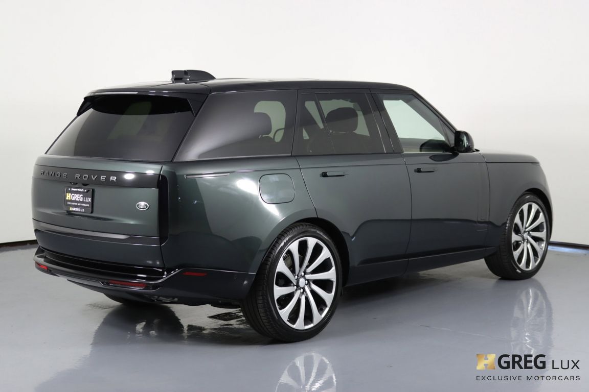 2023 Land Rover Range Rover SE #14