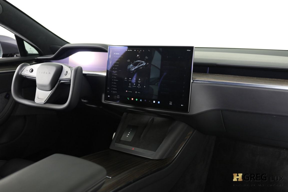 2021 Tesla Model S Plaid #33
