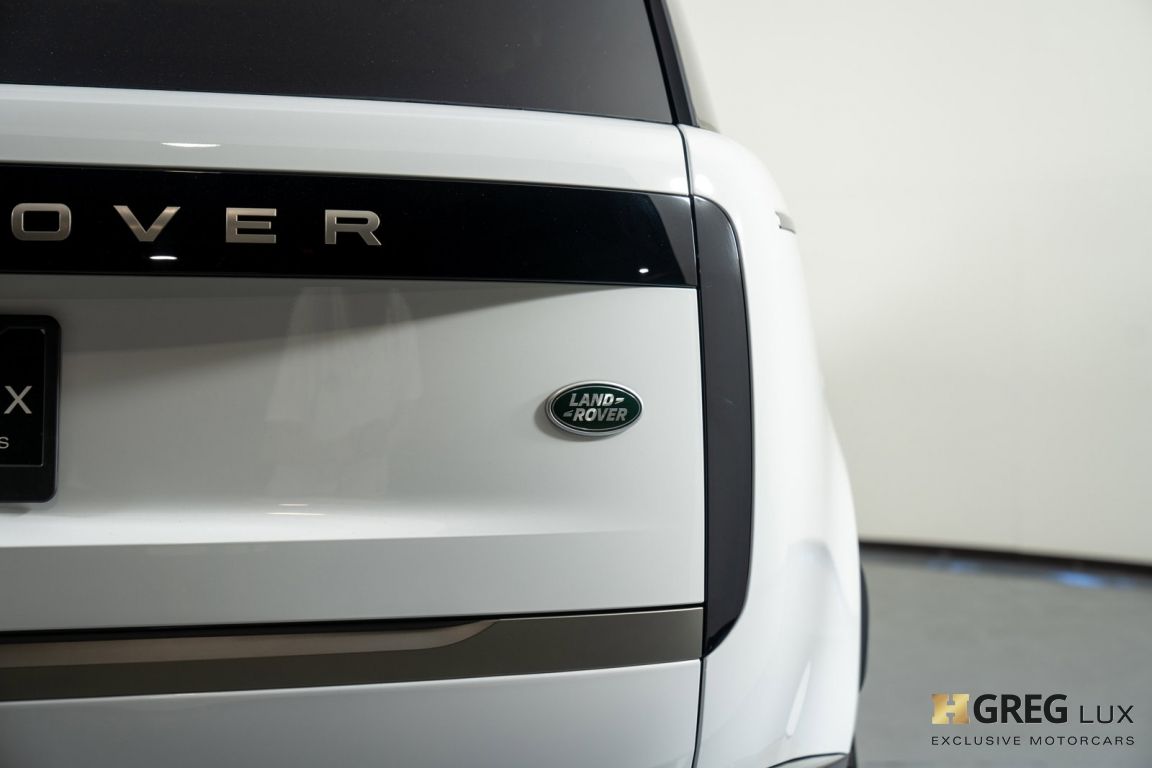 2023 Land Rover Range Rover SE #14