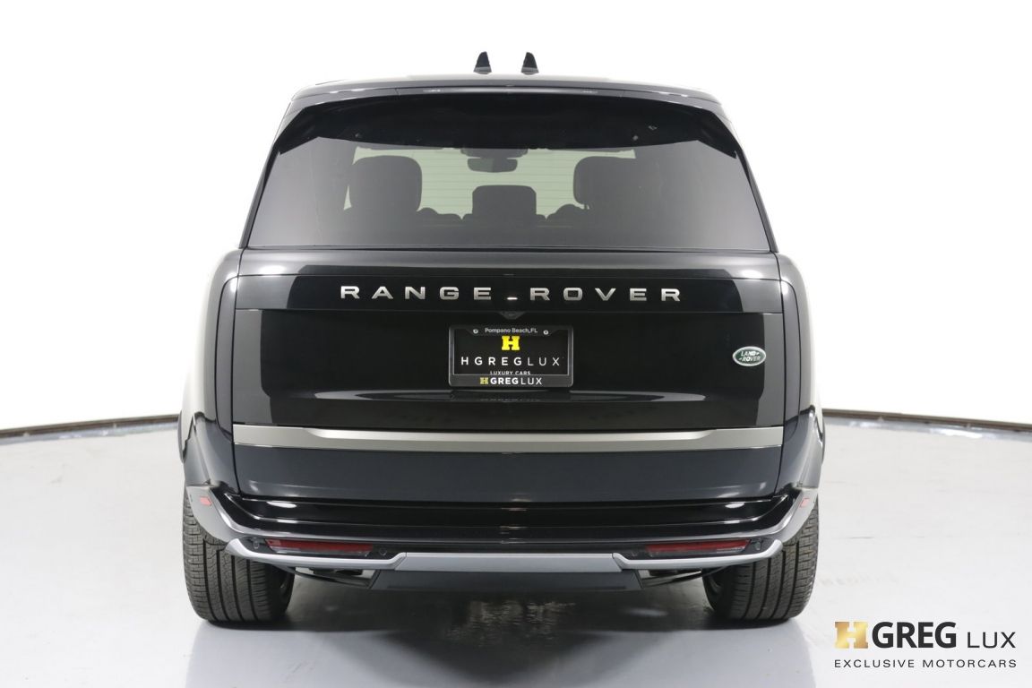 2023 Land Rover Range Rover SE #11