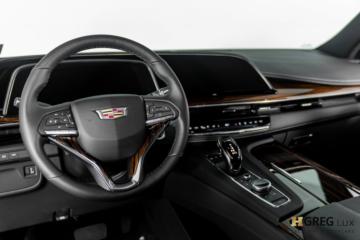 2023 Cadillac Escalade Luxury #1