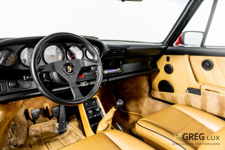 1989 Porsche 911 Carrera Carrera #1