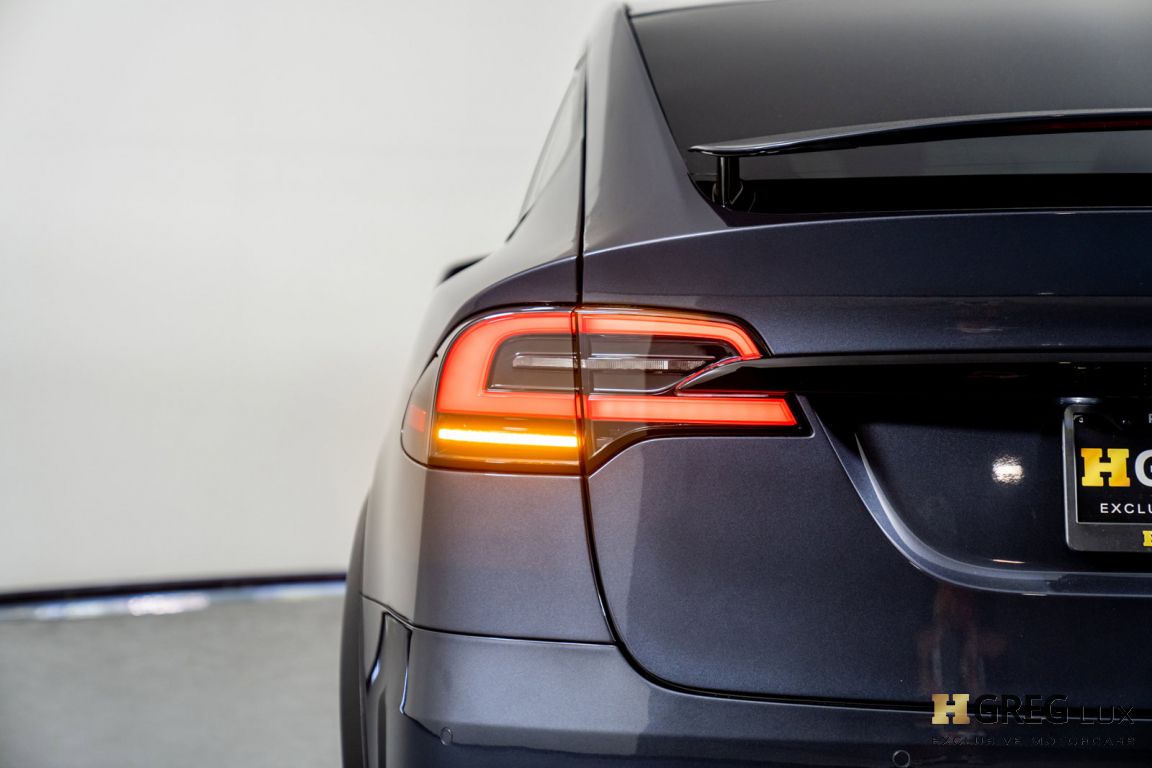 2022 Tesla Model X Plaid #12