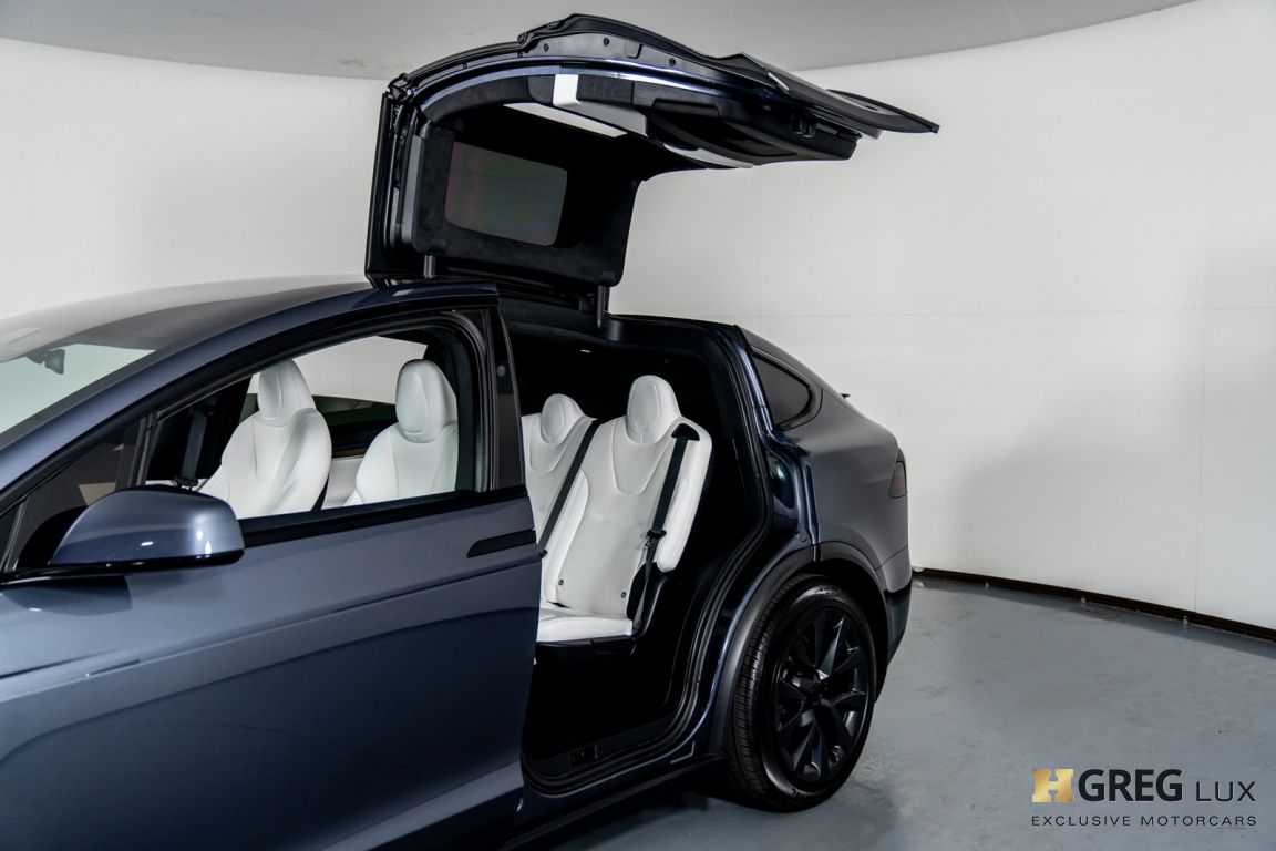 2022 Tesla Model X Plaid #32