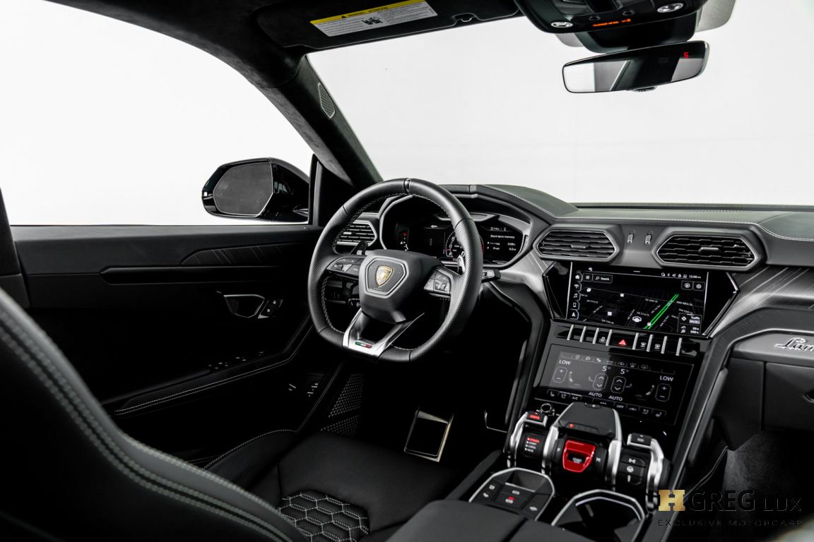 2022 Lamborghini Urus Graphite Capsule #41