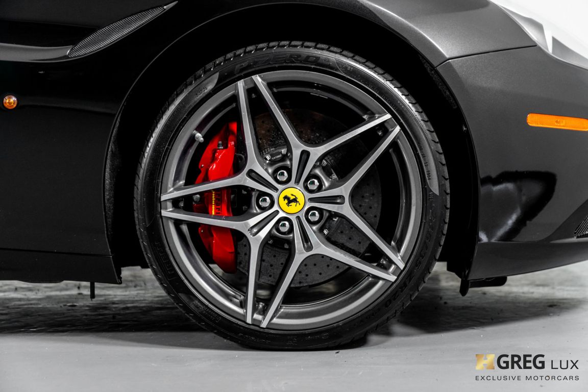2015 Ferrari California T #8