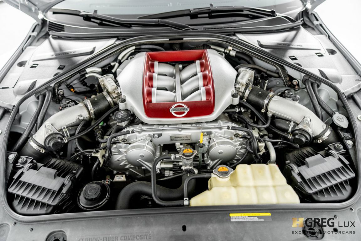 2020 Nissan GT R Premium #42