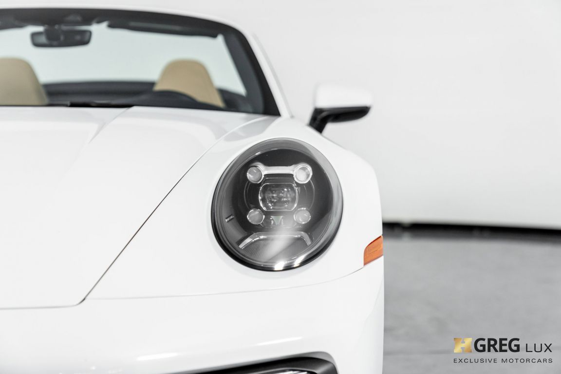 2022 Porsche 911 Carrera #24