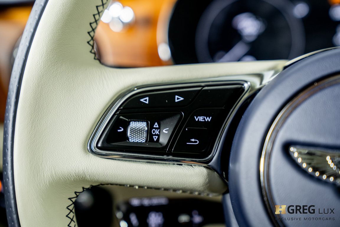 2022 Bentley Bentayga V8 #37