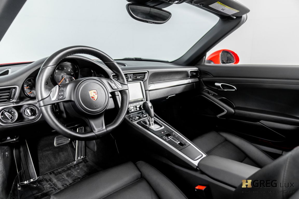 2015 Porsche 911 4 #1
