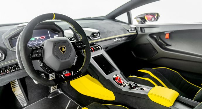 2022 Lamborghini Huracan STO Base #1