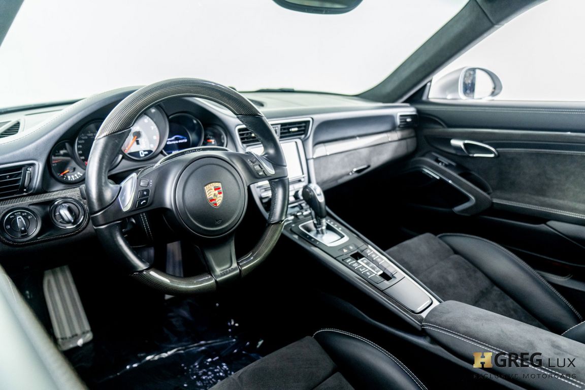 2015 Porsche 911 Carrera 4 GTS #1