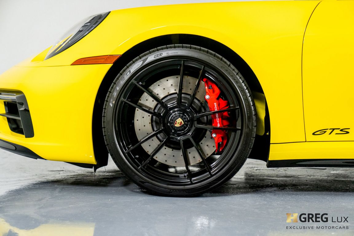 2022 Porsche 911 Targa 4 GTS #19