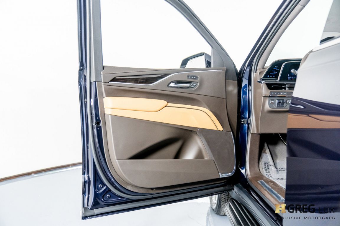 2023 Cadillac Escalade 4WD Premium Luxury #37