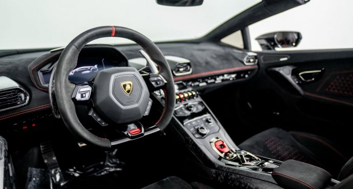 2018 Lamborghini Huracan Performante #1