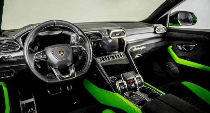 2022 Lamborghini Urus  #1