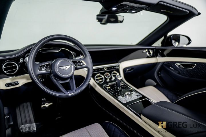 2021 Bentley Continental GTC V8 #1