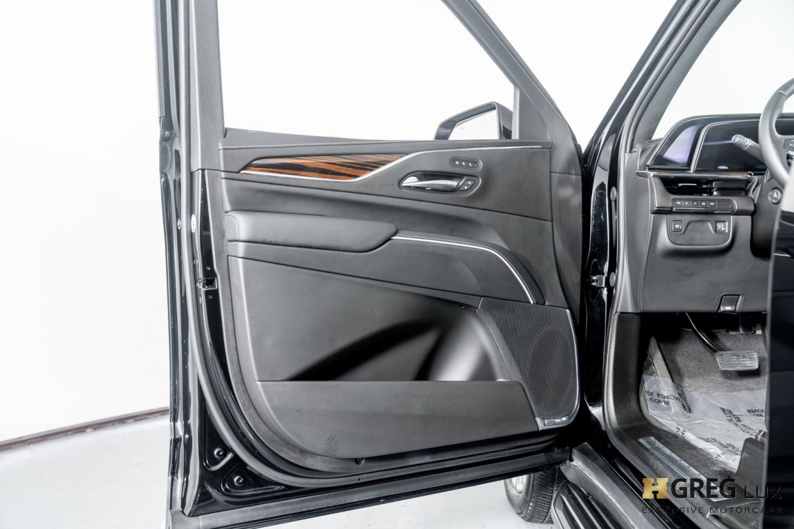 2023 Cadillac Escalade ESV 4WD Premium Luxury #34