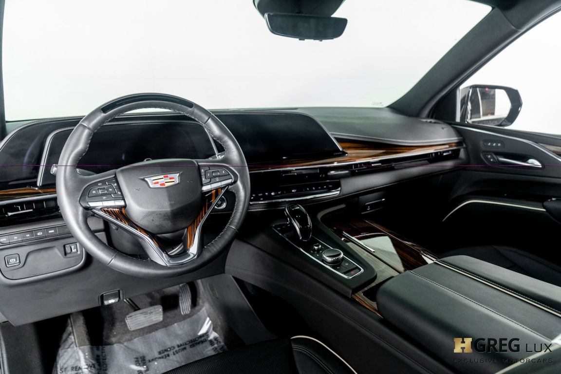 2023 Cadillac Escalade ESV 4WD Premium Luxury #1