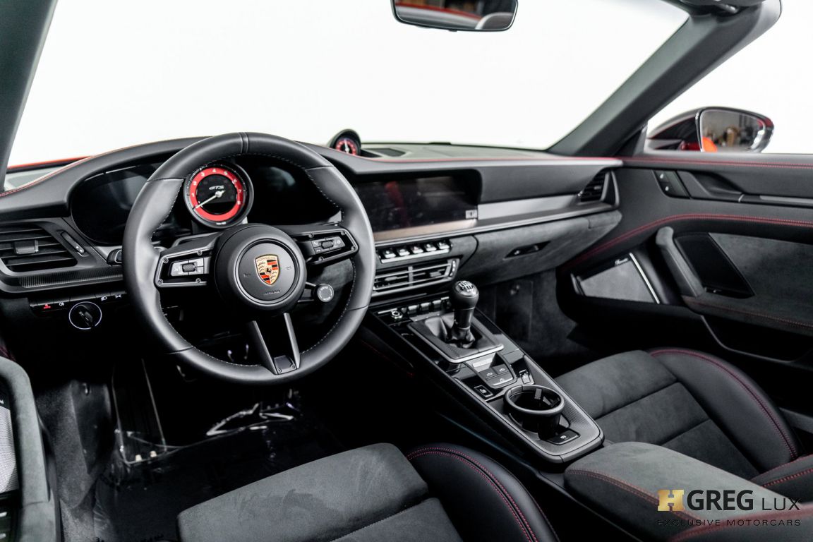 2024 Porsche 911 Carrera GTS Cabriolet #1