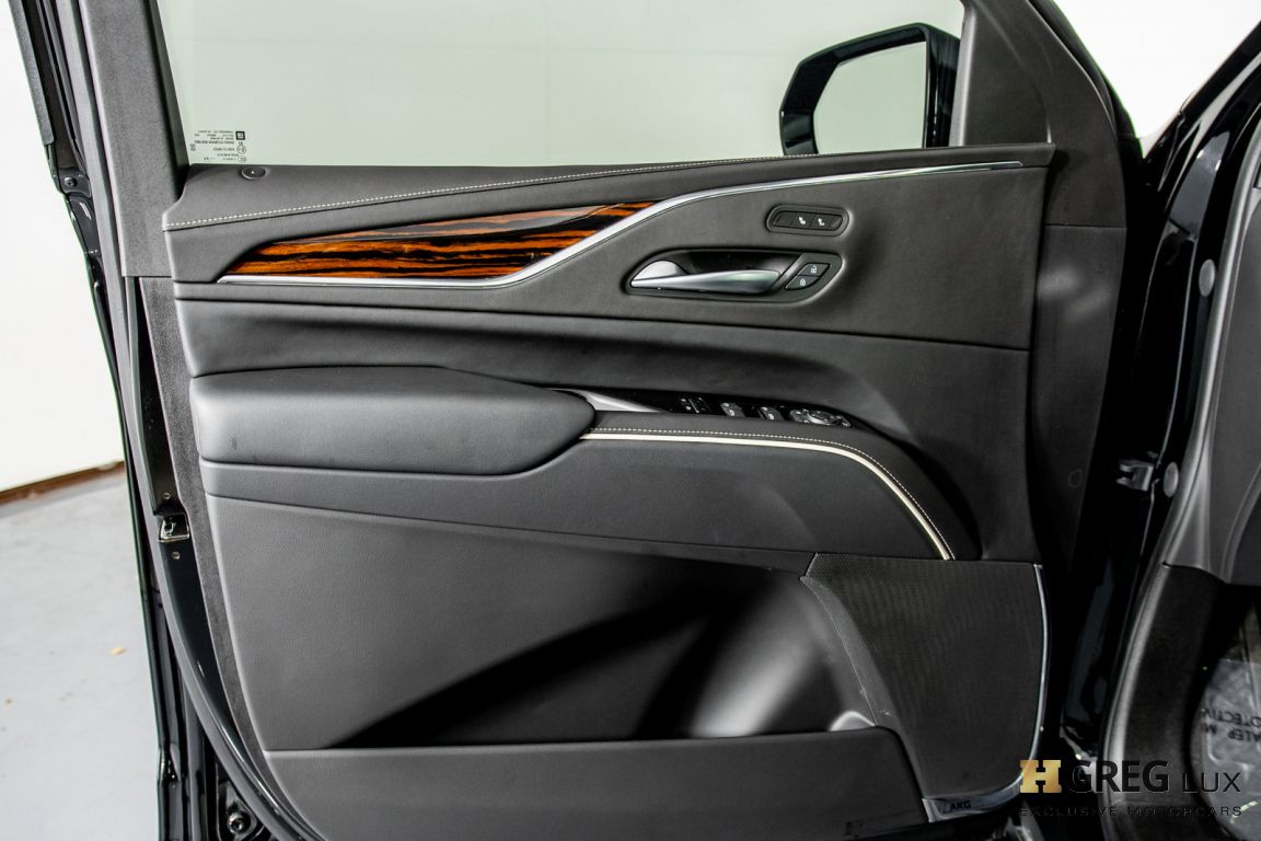 2023 Cadillac Escalade 4WD Luxury #24