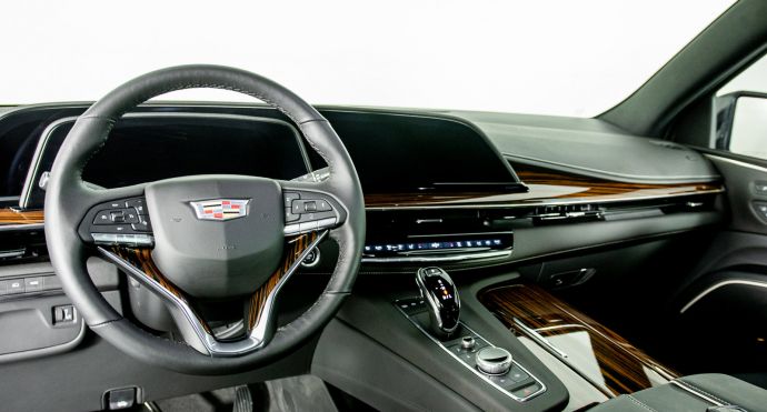 2023 Cadillac Escalade 4WD Luxury #1