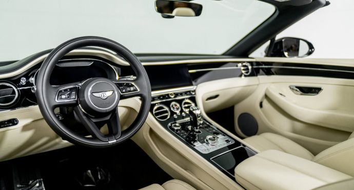 2022 Bentley Continental GTC V8 #1