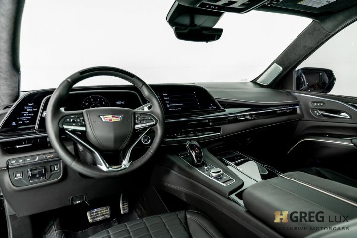 2023 Cadillac Escalade AWD V-Series #1