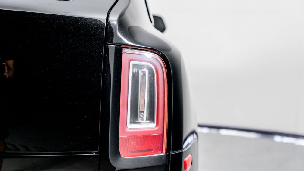2022 Rolls Royce Cullinan Black Badge #11