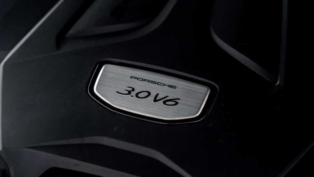 2023 Porsche Cayenne Platinum Edition #42